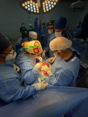 IPS realiza con éxito novena cirugía intrauterina